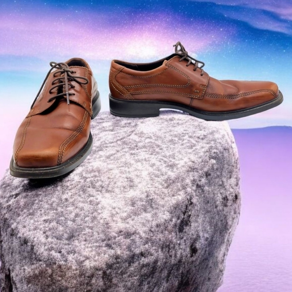 Ecco Sz 9 Classic Oxford Light Brown Leather Men's Shoes Minimum Wear